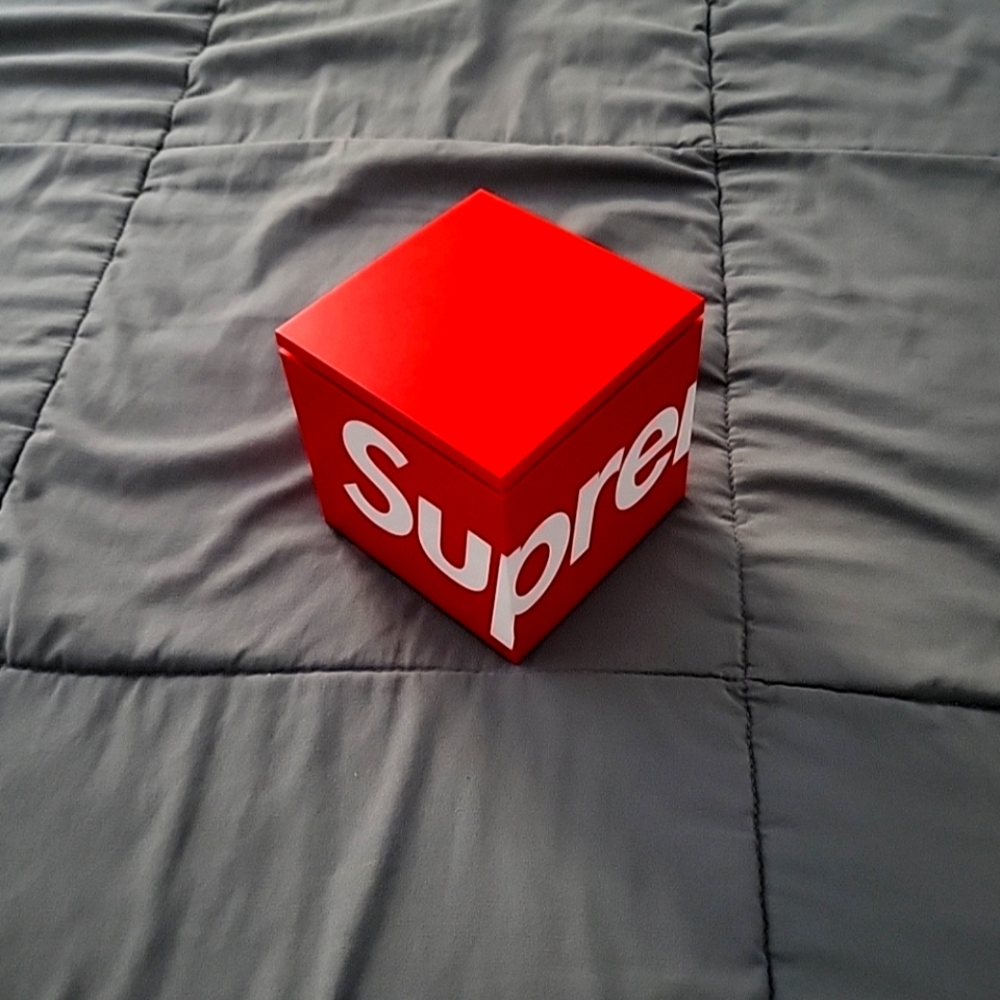 Supreme x Cini & Nils Lamp